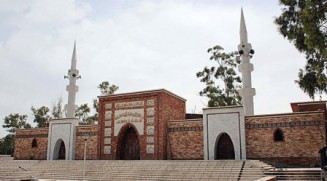 Lala-Masjid-448x249